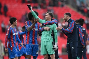 九游-转会期体能课后，瓦伦西亚造点机会备战足总杯，气氛紧张，控场能力成焦点的简单介绍