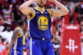 九游娱乐-包含西亚卡姆回归赛场，出色防守首场状态亮眼，G2观众沸腾！的词条