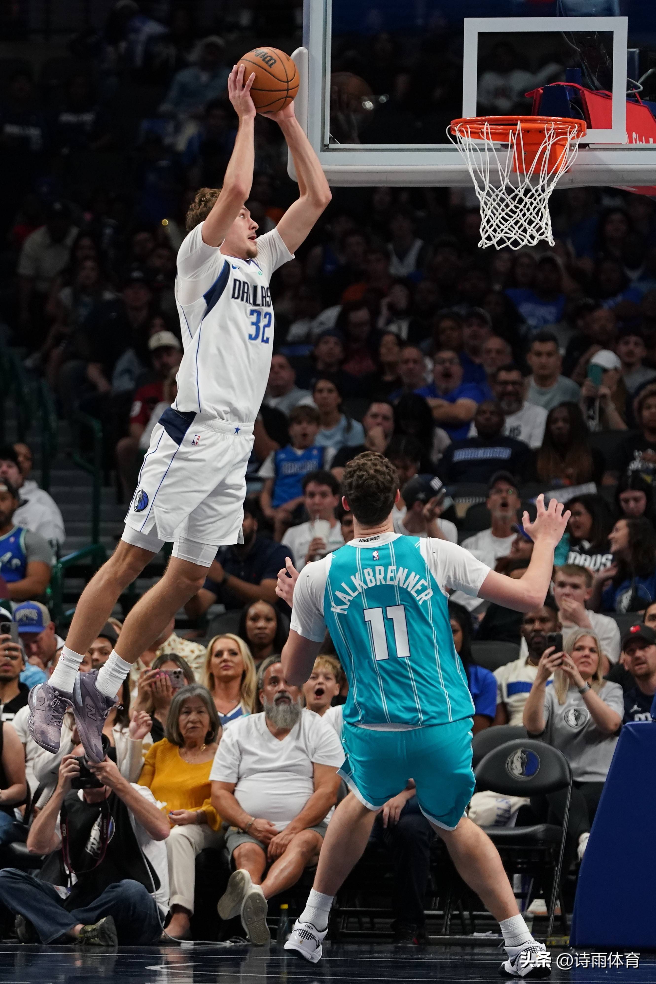 浓眉哥连续五场比赛得分超过惊险取胜，公牛挑战极限！的简单介绍